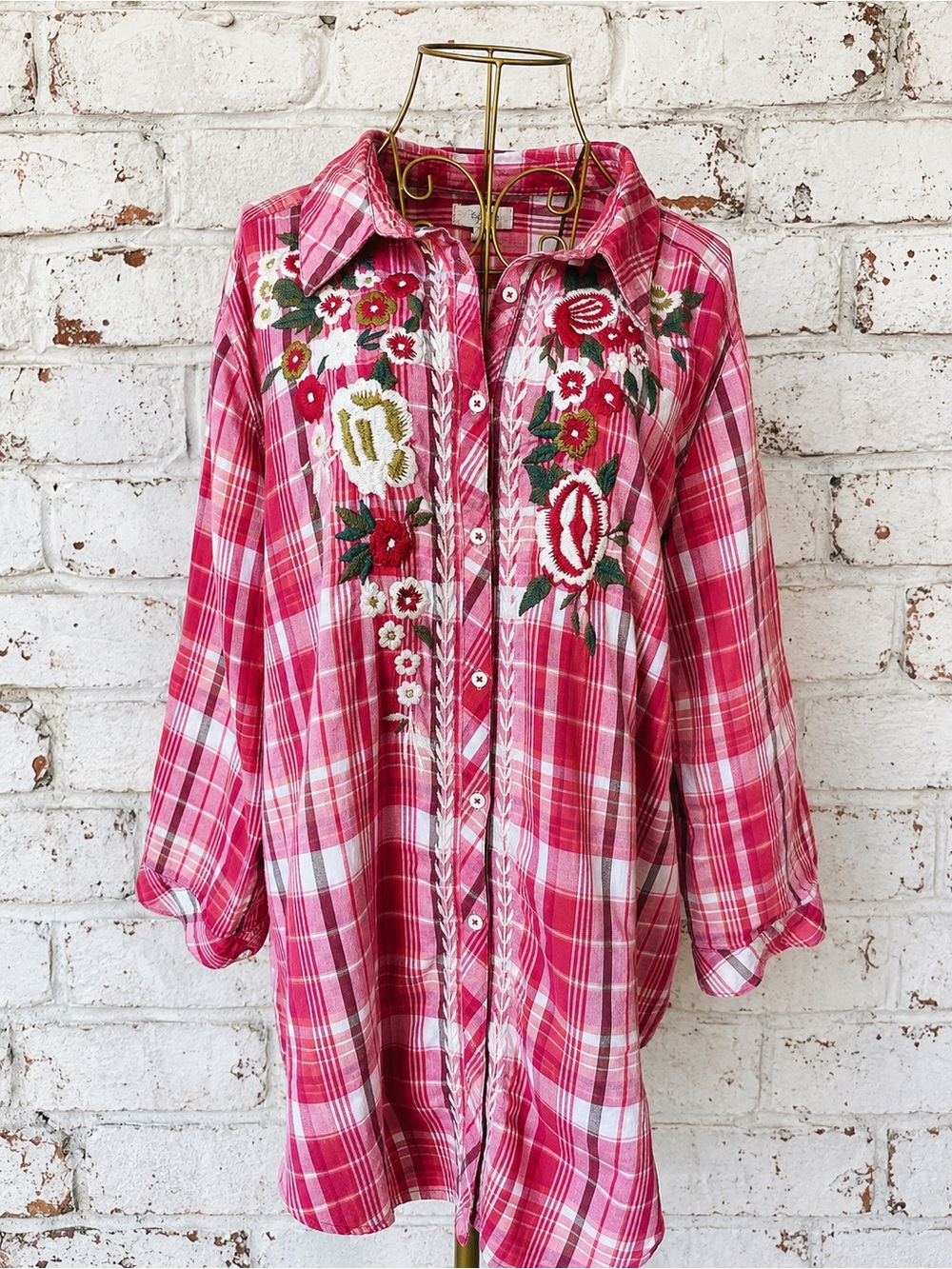 Kyla Seo Red Plaid Embroidered Floral High Low 100% Cotton Tunic Western Boho